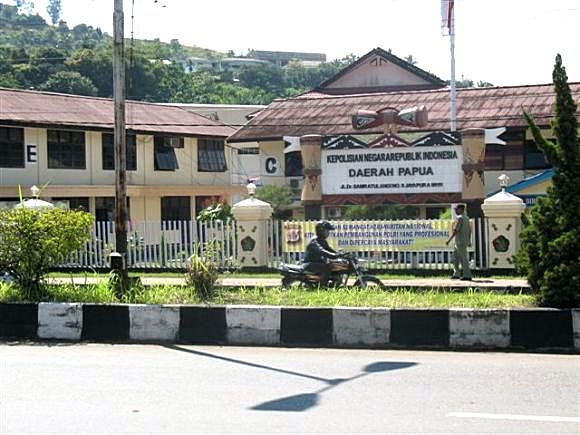 hernawan2.jpg hernawan2.jpg